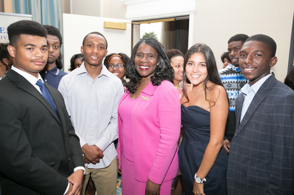 TSU President Glenda Glover interacts with several of the more than one students who attended her annual scholarship reception in the Downtown Memphis Sheraton Wednesday Evening. (Photo my John Cross, TSU Media Relations)